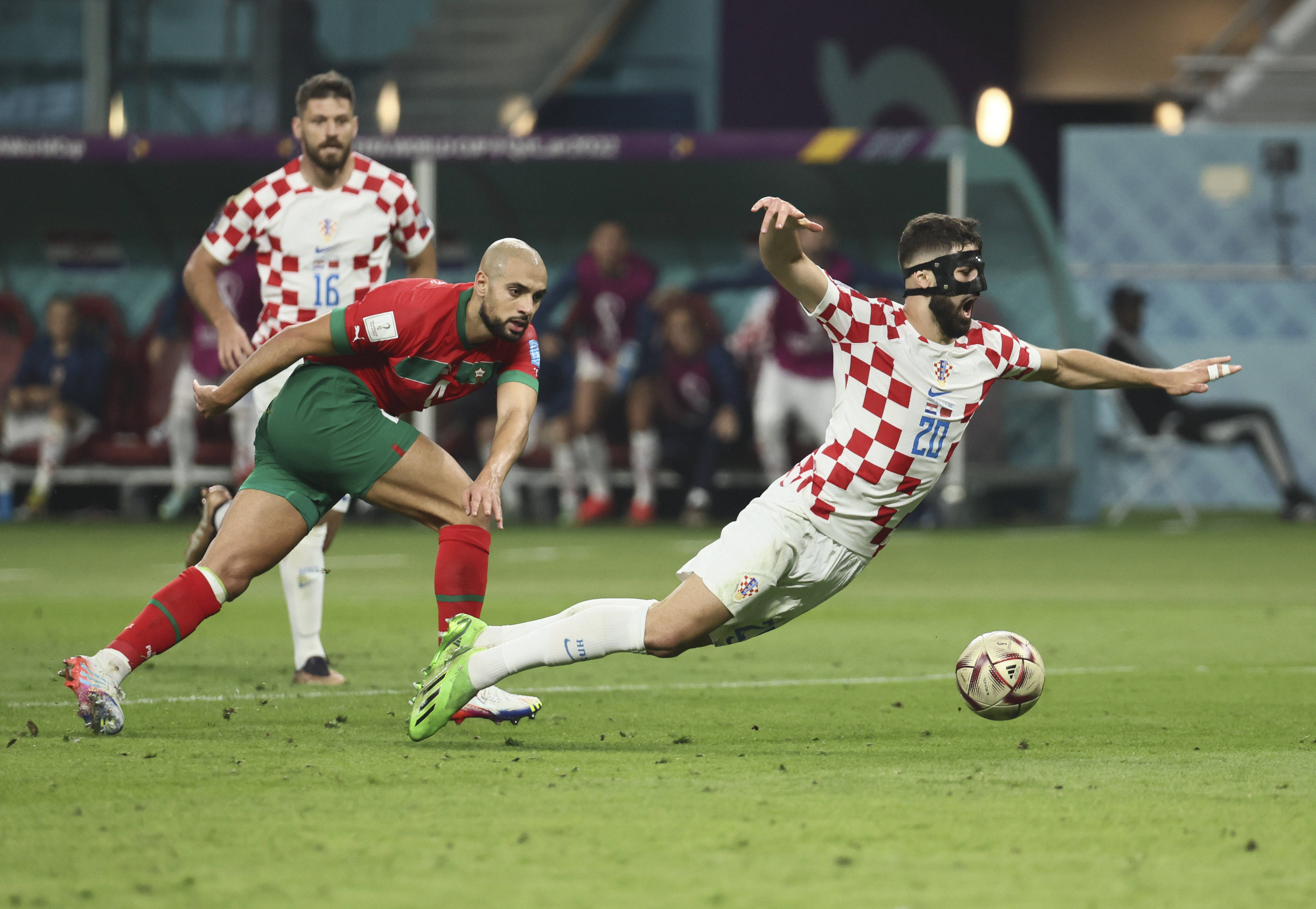 关于阿尔巴尼亚对阵罗马尼亚，双方实力对比的信息