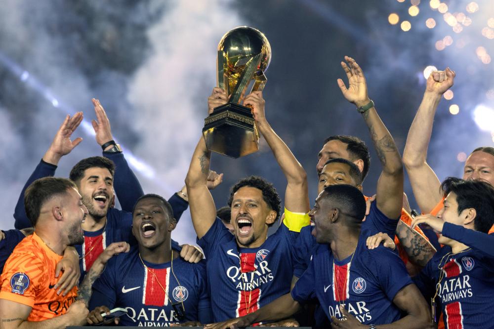 爱游戏平台-包含南欧强强碰撞，激情赛场争霸一触即发的词条