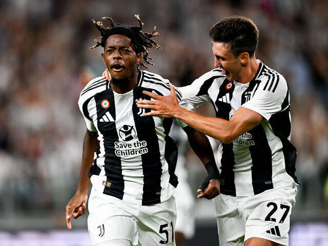 关于尤文图斯3-2小胜巴塞尔，提前晋级淘汰赛的信息