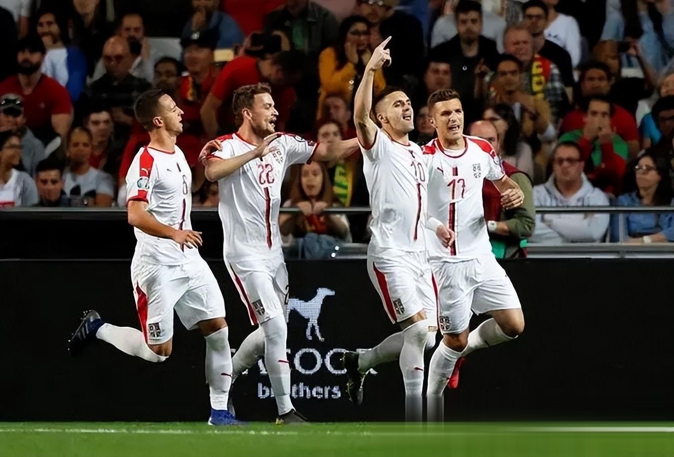 斯洛文尼亚队坚定信念，成功晋级欧国联淘汰赛的简单介绍