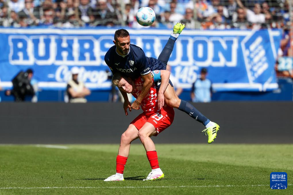 包含美因茨在主场告捞性，德甲前景蒙上阴影的词条