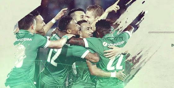 罗马球迷热情助威，盛赞球队表现