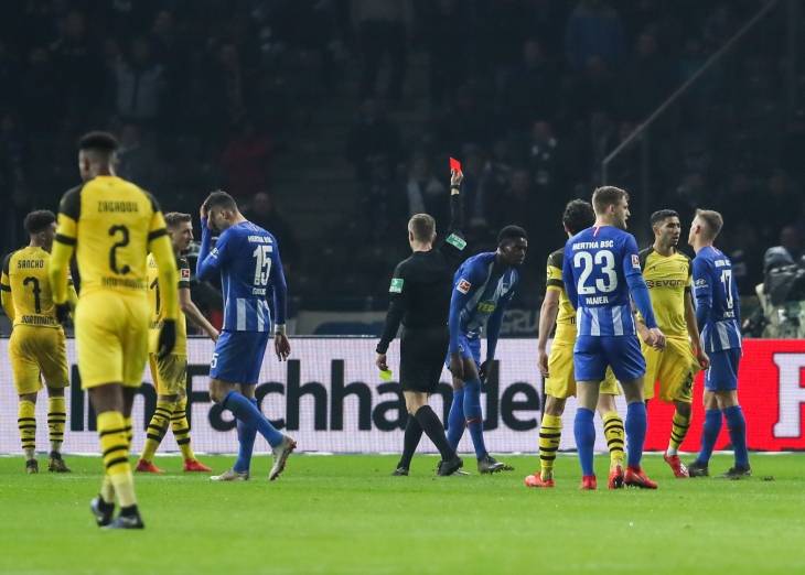 爱游戏官方登录入口-柏林赫塔主场失利，让球迷瞬间心凉，保级悬念越发紧张的简单介绍