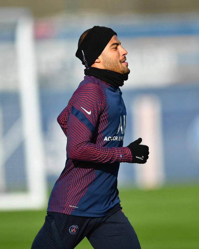 爱游戏竞技-蒙彼利埃全队备战，望继续保持胜利势头