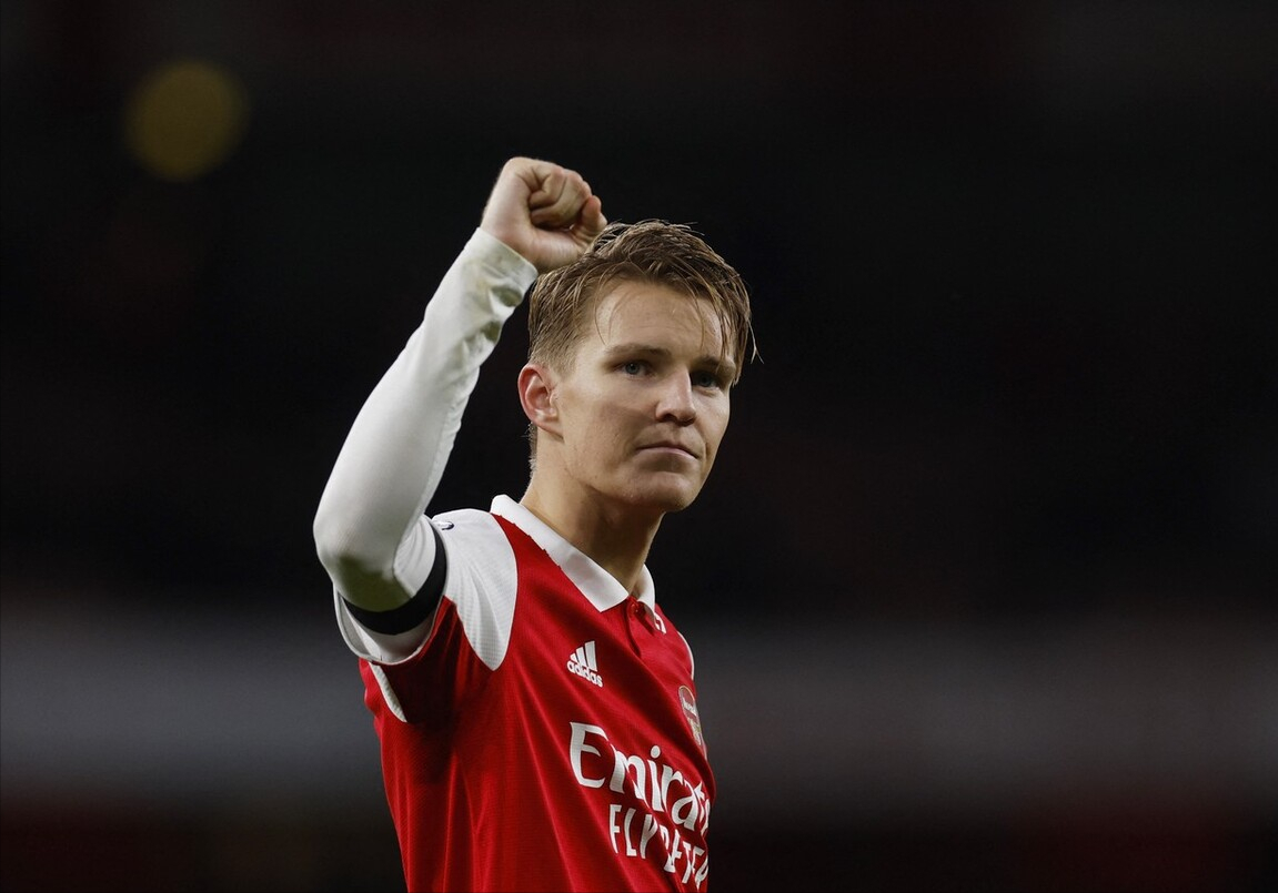 爱游戏地址-包含索肖城取得关键胜利，稳固英超地位的词条